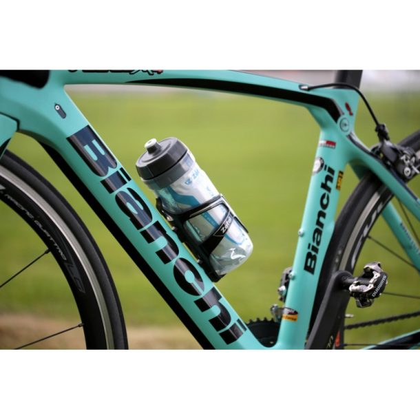 Zefal Arctica Standard 55 Insulated Chill Water Bottles - 550ml, White (2 Pack) Zefal Arctica 55 Insulated Chill Water Bottles 550ml White 2 Pack on Bike Zefal Arctica Standard 55 Insulated Chill Water Bottles - 550ml, White (2 Pack)