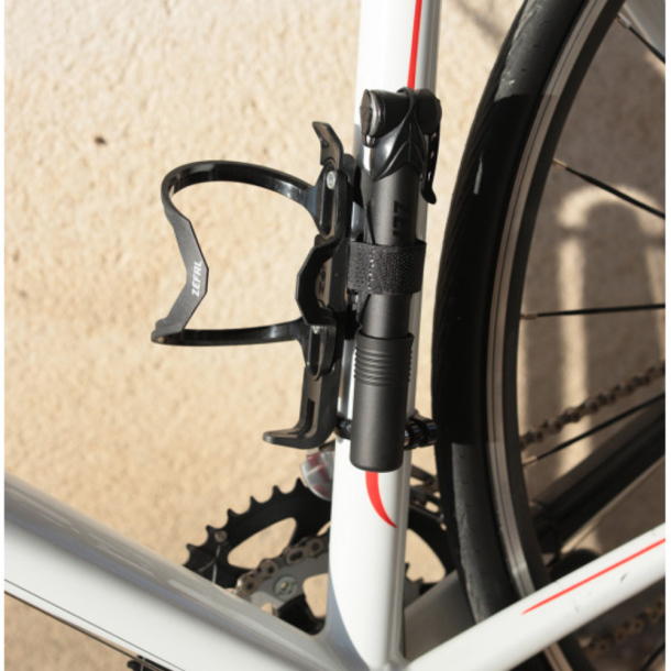 Zefal Air Profil Micro Road Bike Pump (on bike)