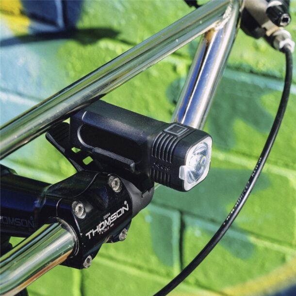 KN13384205 Knog Blinder 400 Front and Plus Rear Bike Light Set