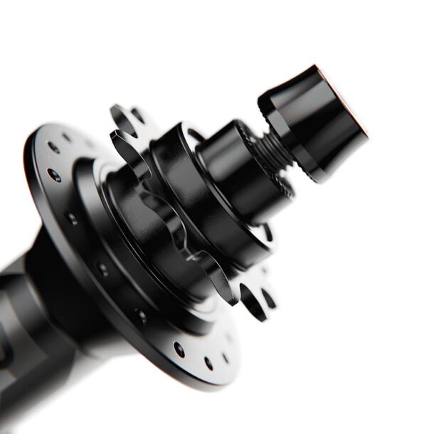 Alternative view of DT Swiss 370 Dirt Jump Rear Hub | 135x10mm | 6-Bolt | 32h | Single Speed