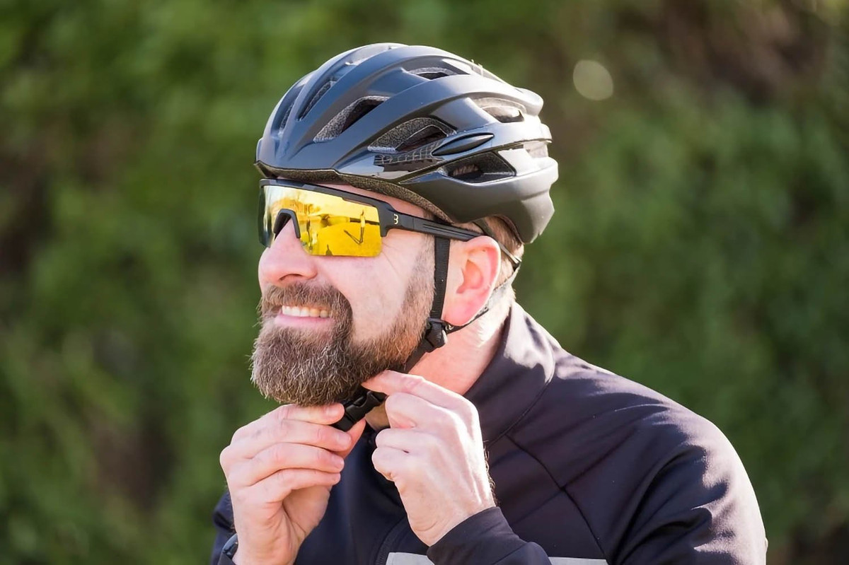 BBB Hawk Road Bike Helmet - Black BBB Hawk Road Bike Helmet - Black