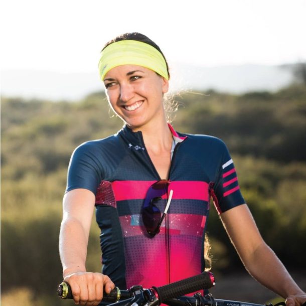 Halo Headband Bandit AIR Pullover - Flash Girl Cyclist